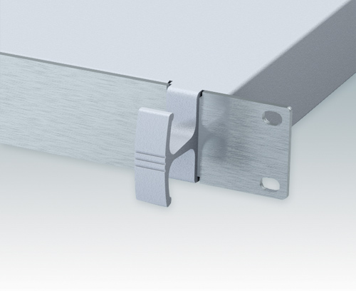 Ergonomic front panel handle